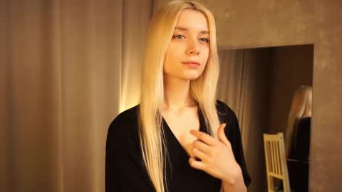 Cassie online show from February 20, 5:20 pm