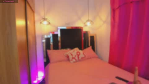  Cassie Stevens  online show from April 17, 5:20 am