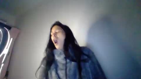 Snapshot of cata_sexy2410 chatting on December 24, 5:27 am cata_sexy2410 online show from December 24, 5:27 am