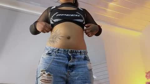 Snapshot of catajones_ chatting on October 28, 8:35 pm Catalina online show from October 28, 8:35 pm