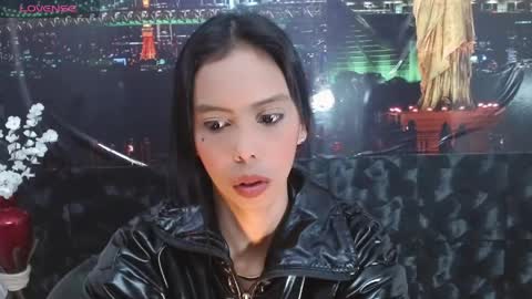 Queen Catalella online show from April 22, 3:25 am