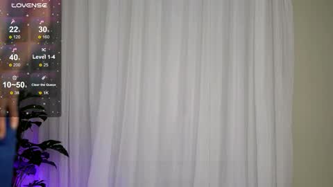 cataleya_kirk online show from April 19, 9:09 am