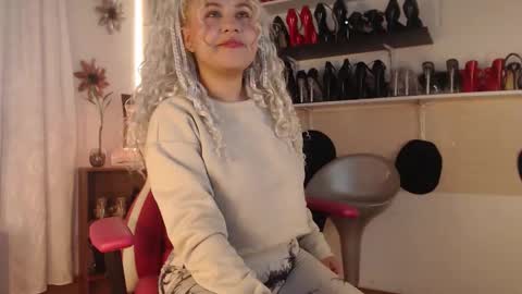 Catalina bruce2 online show from October 26, 3:35 am