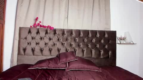 Snapshot of catalina_llanos chatting on January 29, 1:49 pm Catalina 3 online show from January 29, 1:49 pm