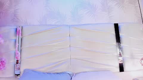 catarinamayer1 online show from April 25, 9:45 pm