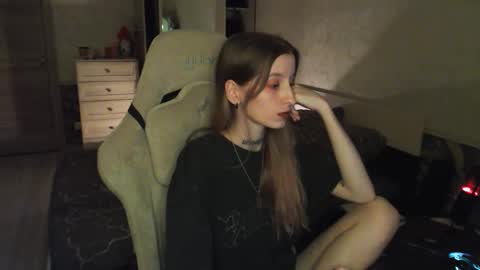 Snapshot of cath_dysphoria_ chatting on October 13, 7:38 pm CATH online show from October 13, 7:38 pm