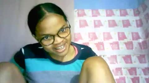 Snapshot of cathyxlisa chatting on October 2, 9:47 am CathyXLisa online show from October 2, 9:47 am