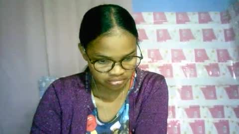 Snapshot of cathyxlisa chatting on September 18, 9:19 am CathyXLisa online show from September 18, 9:19 am