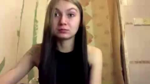 Lola online show from October 19, 9:17 pm