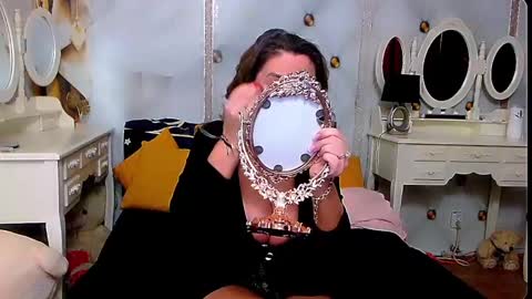 lauren online show from January 27, 5:58 am