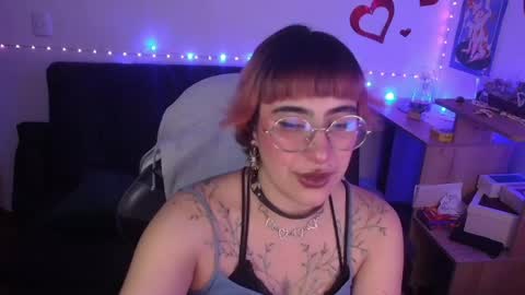 im MIA  -Independent Model  MY OF is catsito3 online show from April 17, 4:58 am