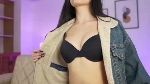 cattleyascaly online show from December 11, 7:14 pm