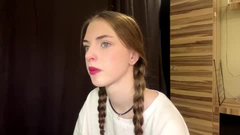 Polly online show from March 13, 5:53 am