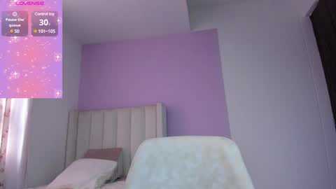 Snapshot of caylin_jordan chatting on January 23, 2:17 pm Cay online show from January 23, 2:17 pm