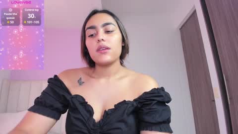 Snapshot of caylin_jordan chatting on January 22, 2:56 pm Cay online show from January 22, 2:56 pm