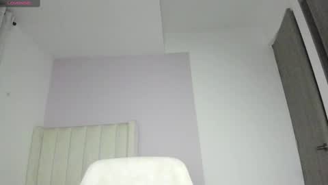 Snapshot of caylin_jordan chatting on March 10, 5:00 am Cay online show from March 10, 5:00 am