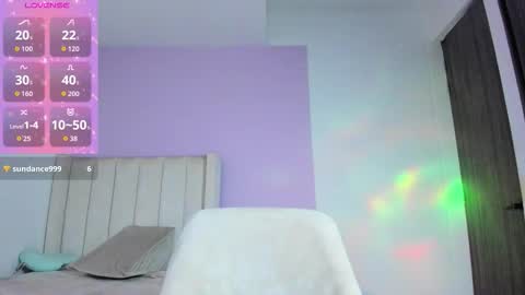 Snapshot of caylin_jordan chatting on September 20, 12:03 pm Cay online show from September 20, 12:03 pm
