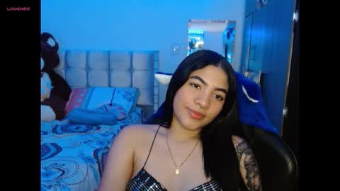 Snapshot of caylinn19 chatting on September 25, 4:22 am Caylinn online show from September 25, 4:22 am