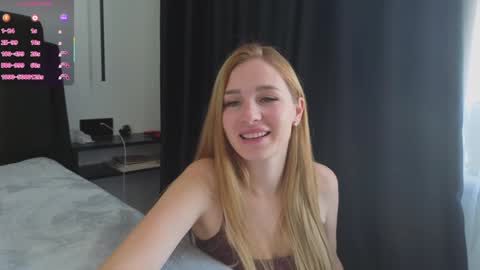 Folow my instagram cuteback7272 and onlyfans cbhotblonde1 online show from October 23, 7:25 am