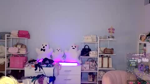 Snapshot of ccinnamon chatting on October 14, 11:40 pm Ccinnamon online show from October 14, 11:40 pm