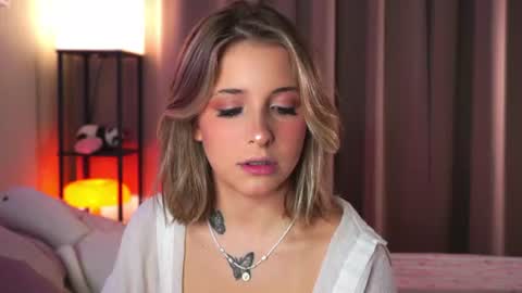 Lina  online show from July 29, 7:14 pm