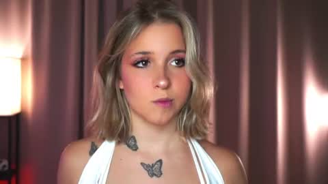 Lina  online show from July 15, 7:18 pm