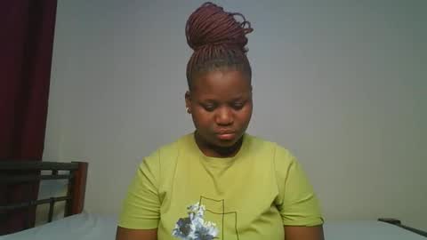 ceepretty25 online show from June 6, 9:26 am