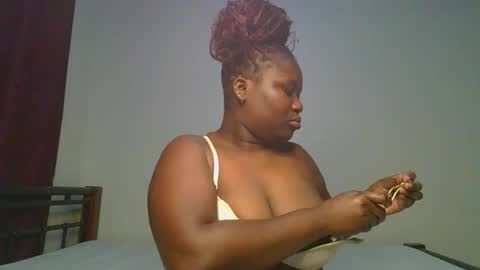 ceepretty25 online show from March 22, 9:37 am