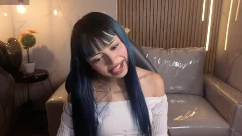 celeste_fioree online show from April 23, 8:22 pm
