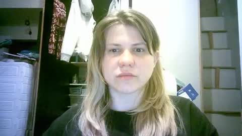 celeste_naughty_ online show from April 27, 10:56 am