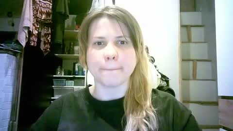 celeste_naughty_ online show from April 22, 10:34 am