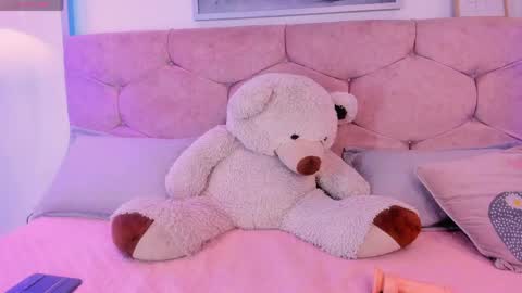 Celeste online show from April 25, 12:19 pm