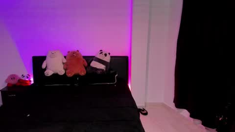 Celestineeeeee online show from March 7, 5:18 am