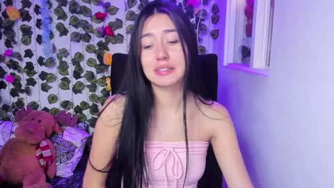 Celestineeeeee online show from December 3, 9:45 pm