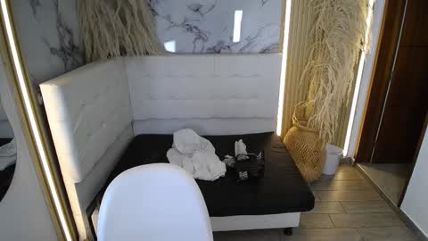 Cerecita  online show from January 6, 11:58 am