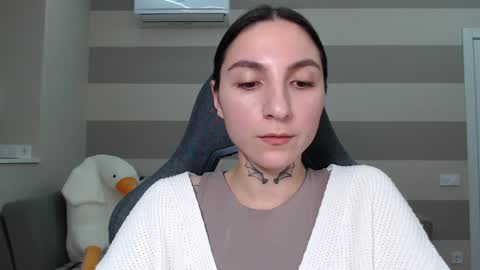 Snapshot of chabibiann chatting on February 4, 4:39 pm Kate online show from February 4, 4:39 pm