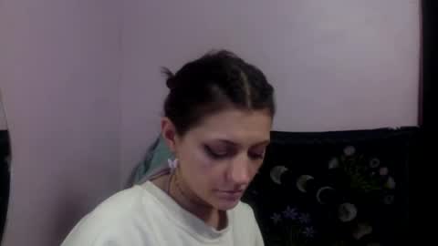 chaia online show from April 19, 9:06 pm