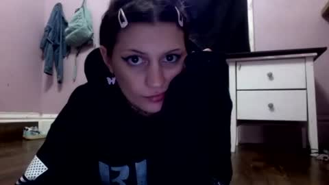 chaia online show from April 23, 4:53 pm