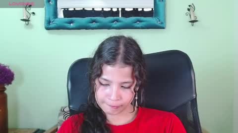 Chalon  online show from April 22, 8:50 pm