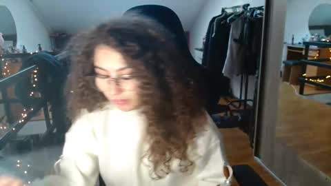 Stephanieblisss online show from January 14, 12:32 pm