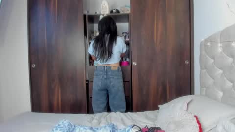 Snapshot of chanellgv chatting on January 15, 11:19 pm Chanell online show from January 15, 11:19 pm