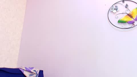 Snapshot of chantal_taylor_ chatting on October 1, 12:21 pm Raquel  online show from October 1, 12:21 pm