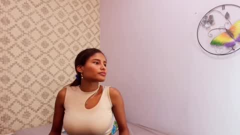 Snapshot of chantal_taylor_ chatting on September 12, 2:13 pm Raquel  online show from September 12, 2:13 pm