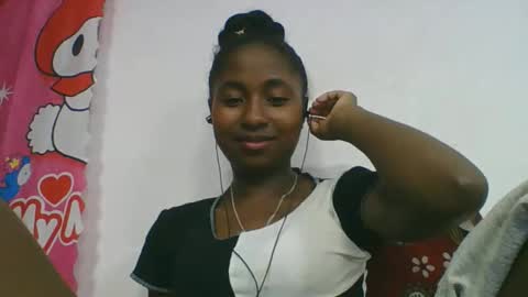 chantale483461 online show from April 23, 6:21 am