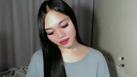 Snapshot of chantelle_fuckdoll chatting on December 22, 1:12 am CHANTELLE online show from December 22, 1:12 am