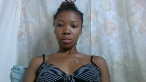 chariola0101 online show from February 1, 2:13 pm