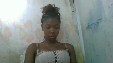 chariola0101 online show from February 14, 10:17 am