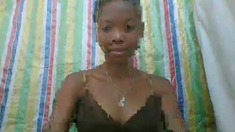 chariola0101 online show from February 13, 1:37 pm
