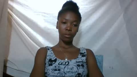 chariola0101 online show from February 23, 6:29 pm