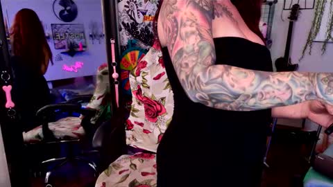 Charlette Webb online show from October 26, 3:35 am